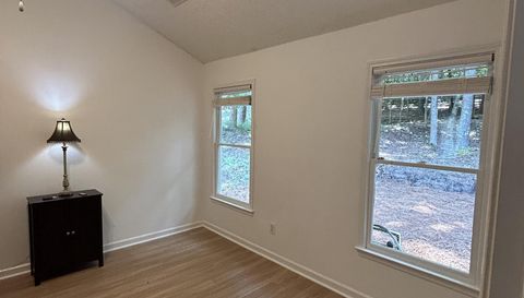 146 Pinebrook Dr