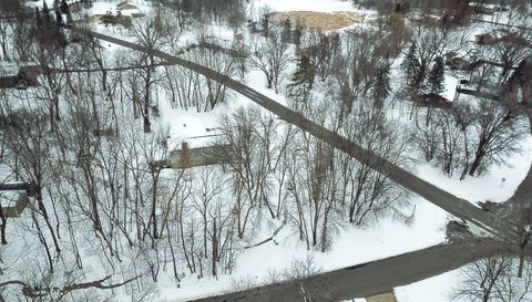 8125 Spring Valley Road