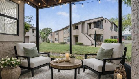 2929 ANTIQUE OAKS CIRCLE
