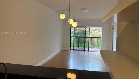 9979 Nob Hill Ln