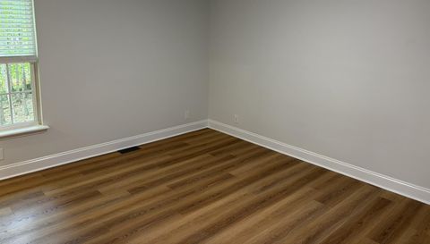 115 Richard St