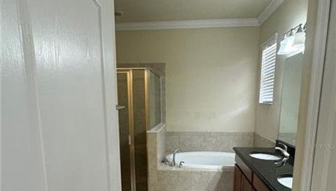 2873 Via Piazza