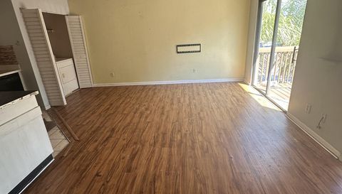 637 Executive Center Dr