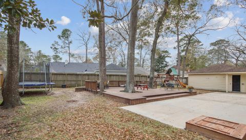 2406 Silver Falls Dr