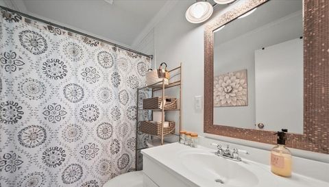 2100 S DAYTONA AVENUE