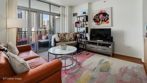 600 N Dearborn Street