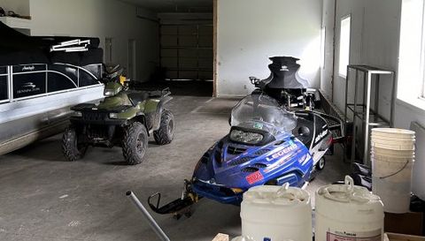 10069 Silver Lake Rd