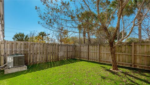 14732 181 Terrace