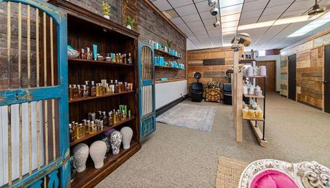 1920 W Superior Street