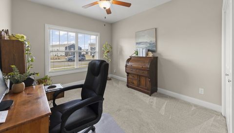 1121 Blackberry Shore Lane