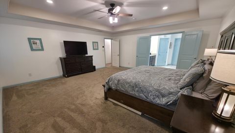 96 Oak Leaf Way