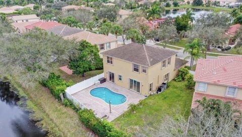 5012 Victoria Cir