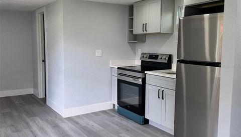 2105 ALLENDALE