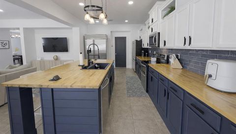 1434 BLUE HORIZON DRIVE