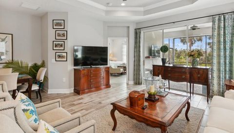 10025 Lake Wales CIRCLE