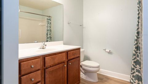 300 BELLA HARBOR COURT