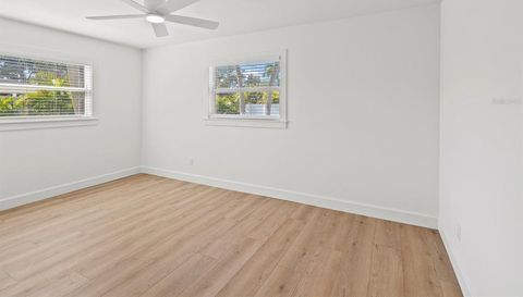 819 JACARANDA