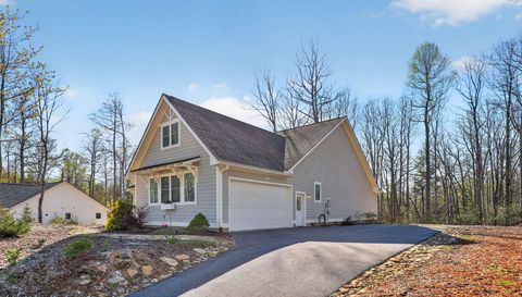 3757 Laurel Park Hwy Hendersonville