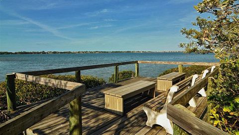 1680 BROOKHOUSE CIRCLE