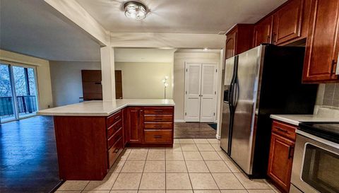 13453 Coliseum Drive