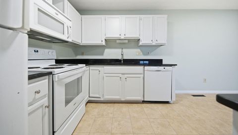 4145 Austin Street NE