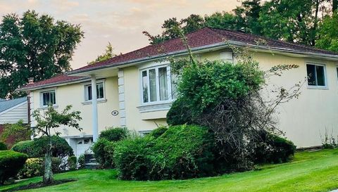 309 Continental Dr