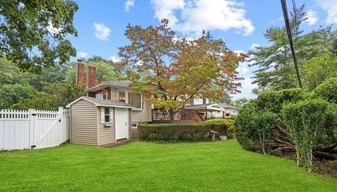 1 Dunford St