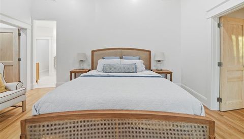 344 W RIO VISTA COURT