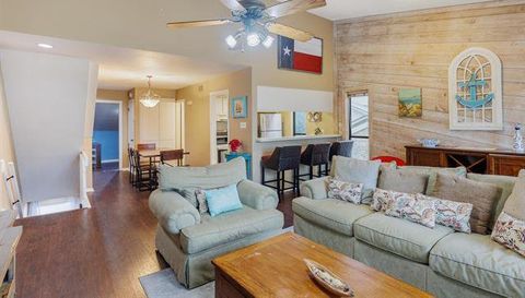 704 Horseshoe Bay BLVD