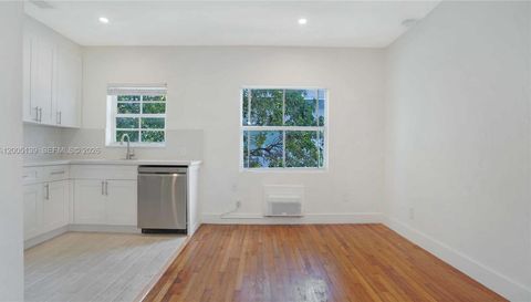 1241 13th St