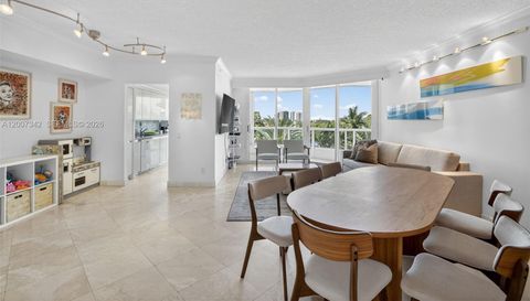 21205 Yacht Club Dr