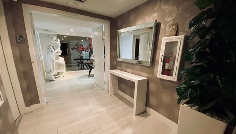 9400 E Bay Harbor Dr