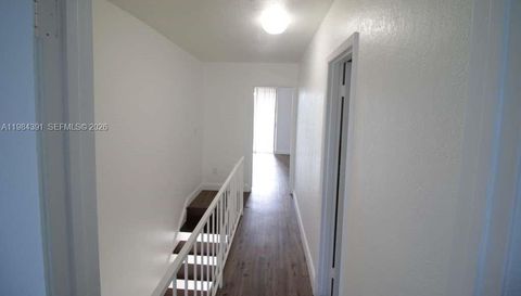 9220 Fontainebleau Blvd