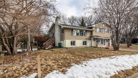 4858 Irving Avenue S