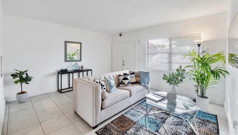 1401 NW 103rd St #139