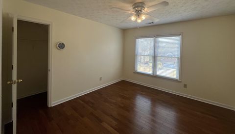 930 Cedar Bluff Trail SW