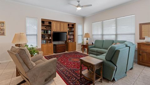 296 Trail Of The Flowers