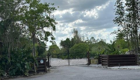 COUNTRY CLUB ROAD ROAD