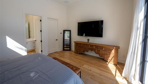 1220 DELANEY PARK DRIVE