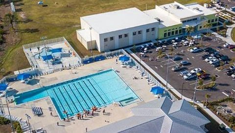 7949 LAKES EDGE LANE