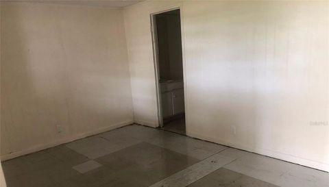 414 1/2 MIAMI STREET