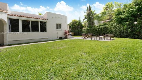 720 Minorca Ave