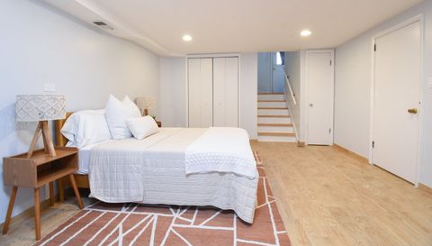 736 S Ashland Avenue